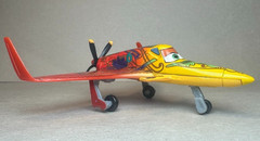 Disney Planes Ishani Indian Racer #6 Deluxe Diecast 1:55 FC