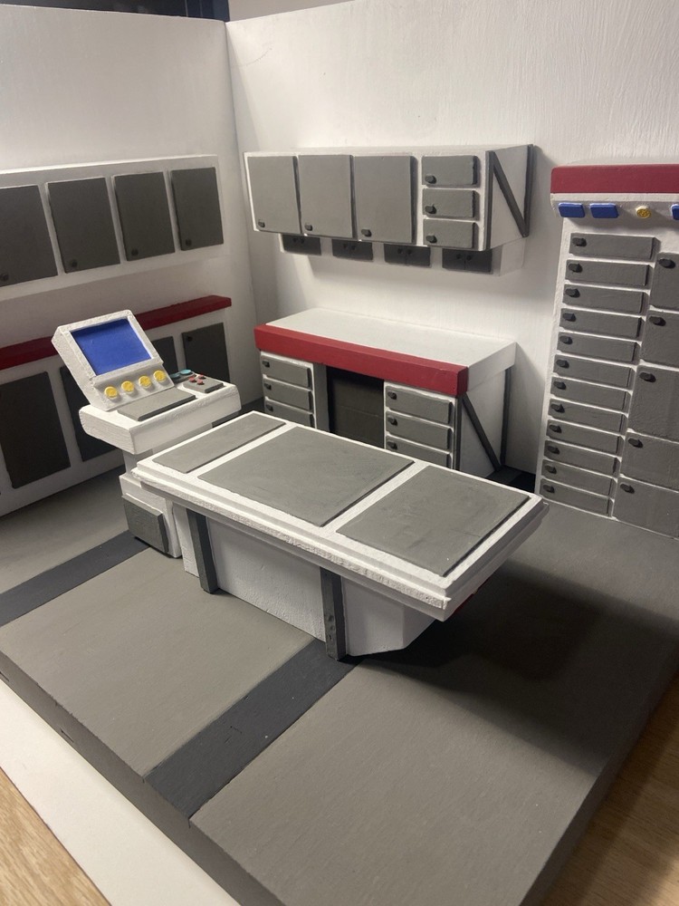 Medical Bay Action Figure Diorama 1/12