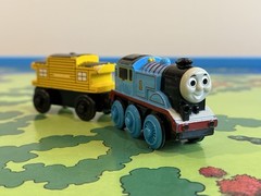 Thomas & Friends Wooden Railway Battery Powered Thomas Caboose Bridge READ DESC.