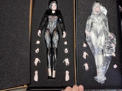 1/6 female Fitness body 2pc lot action figure lot new in damaged box