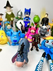 Toy Box Action Figure Vehicle Lot Disney PJ Mask Finding Nemo 28pc Mixed Lot # 3