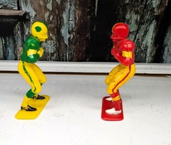 Set of 2 Vintage Louis Marx Plastic Football Player Figurines 1969 Collectible