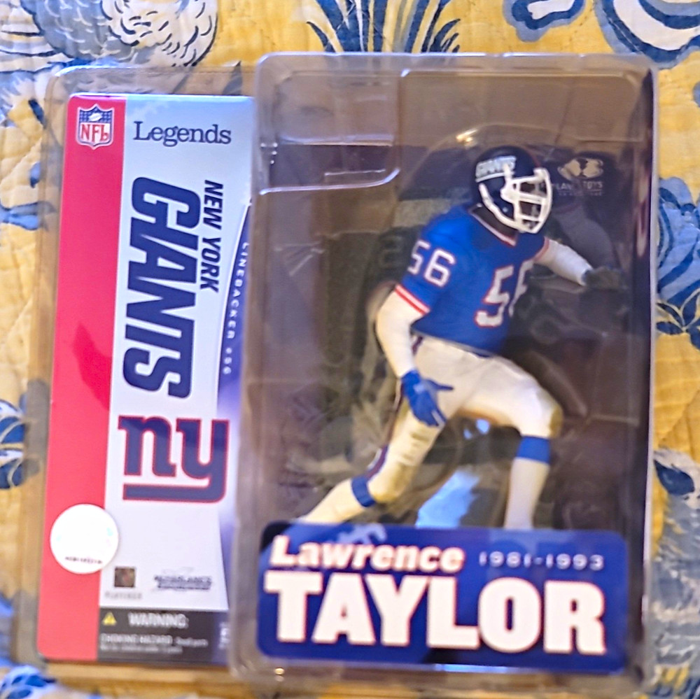 McFarlane Toys NFL Legends Lawrence Taylor New York Giants #56 Figure Stand 2005