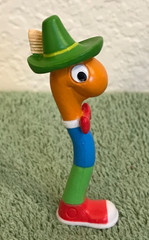 Vaulted 2011 Richard Scarry 2.5” LOWLY WORM PVC Action Figure, Excellent, Clean