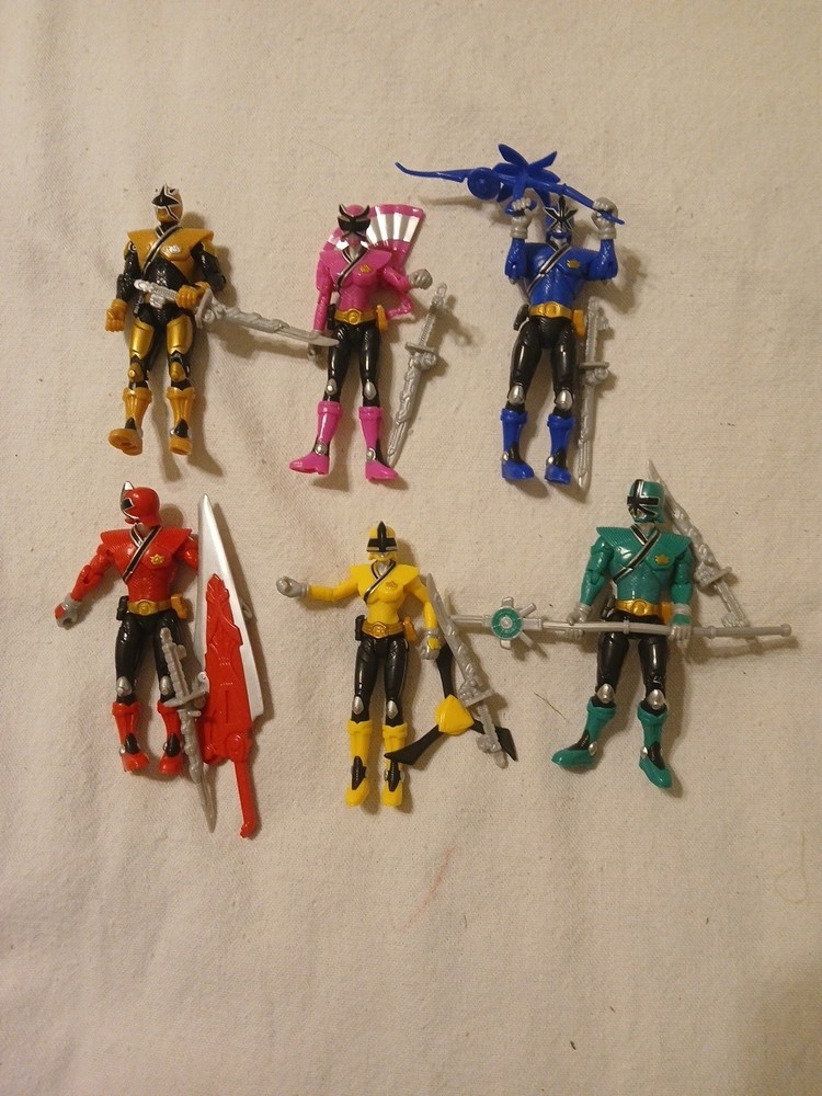 Power Rangers Samurai action figures 2011 with weapons Very Nice