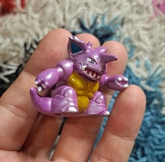 Nidoking Pokemon TOMY Nintendo Authentic Miniature Figure Figurine CGTSJ