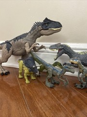 Dinosaur Toy Lot: Jurassic World And Others (10 Dinosaurs. Some Need Batteries)