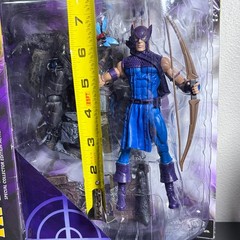 Marvel Classic Hawkeye 7″ Action Figure + Wasp Diamond Select 2014 (See notes)