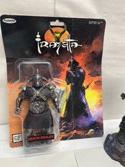 Realm of the Underworld Frazetta DEATH DEALER Zoloworld Figure & Conan Statue