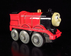 Lot of 7 Train Cars, 5 Thomas the Tank Engine Plastic, Die Cast Metal