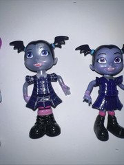 4 – Disney Vampirina And The Scream Girls Vampirina Band Figures No Accessories