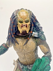 Hot Toys 1/6 Custom Predator “Golden Age” HATCHET Figure ***ADULTS ONLY; READ!!