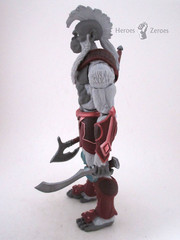 Animal Warriors of the Kingdom PALE In Adventurer Armor Action Figure w/ Weapons