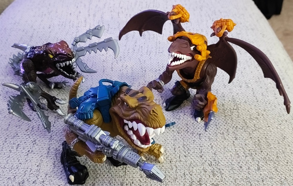 VINTAGE COMPLETE Extreme Dinosaurs T-Bone, Bullseye, Evil Haxx Great Condition!