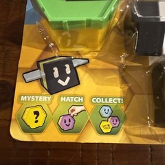 Bee Swarm Simulator Panda Bear Figure & Mystery Honeycomb by Roblox New Sealed