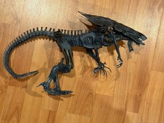 NECA Alien Deluxe Xenomorph Queen