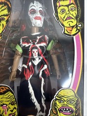 Brand New Ben Cooper Vampire Girl Monster Glow In The Dark Figure NECA 5.5″