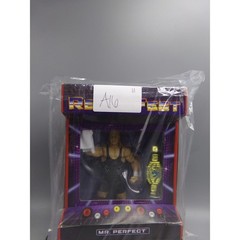 Mr. Perfect WWE RetroFest Elite Collection Action Figure in Arcade Cabinet Box