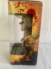 The Walking Dead Wacky wobbler Bobble Head RV Walker Zombie Funko