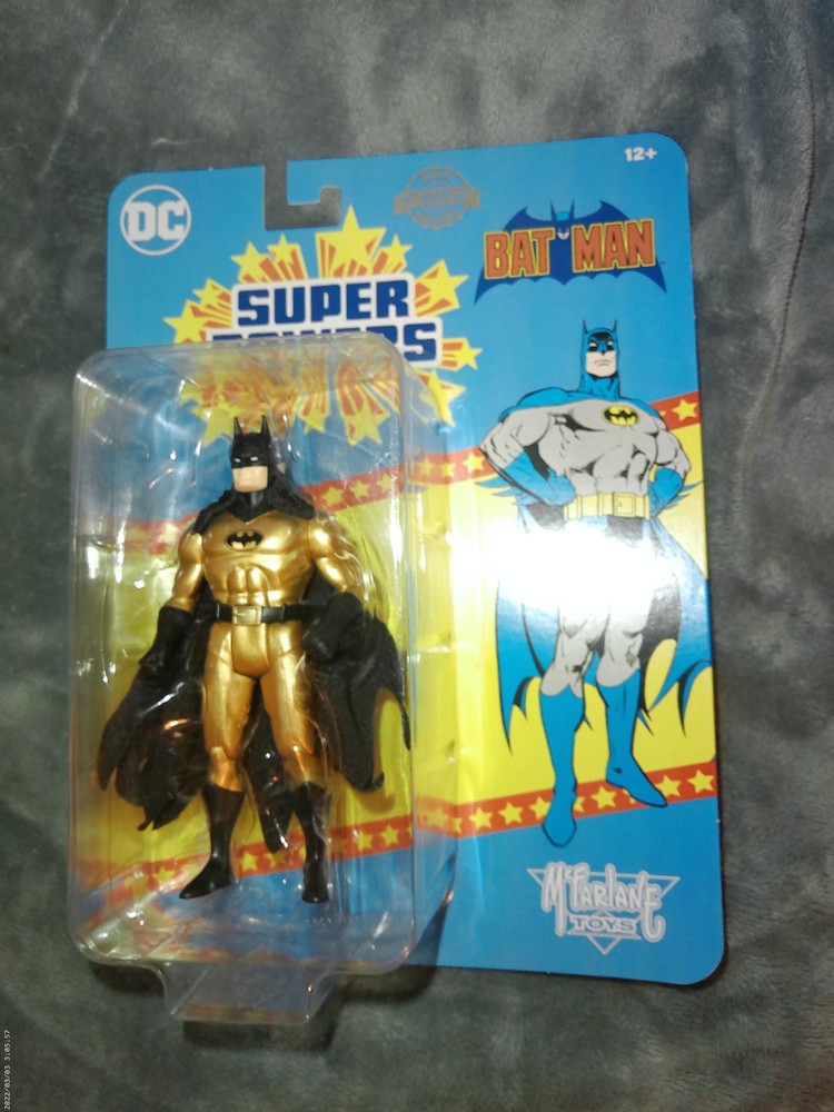 BATMAN 40th ANNIVERSARY GOLD EDITION- MCFARLANE DC SUPER POWERS (UNOPENED)