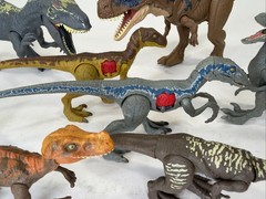 Lot of 8 Jurassic World Toy Dinosaurs Opposable Raptor Dinosaurs