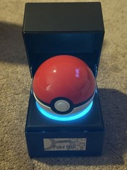 Pokemon Red Pokeball Wand Company Die-Cast Officially Licensed Replica