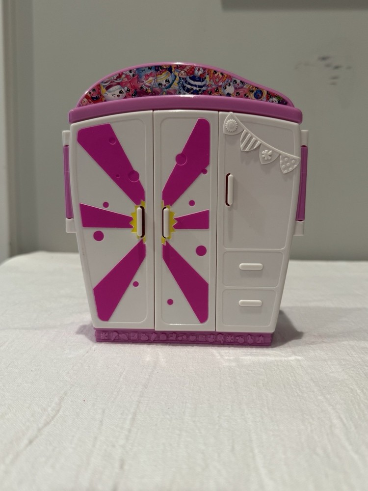 Shopkins Slumber Fun Wardrobe Closet with Accessories