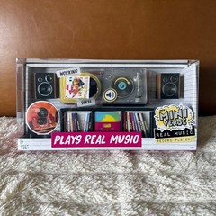 MGA’s Miniverse Real Vinyl Playable Music Record Player – Mini Beethoven