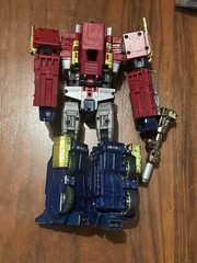 Transformers Platinum Edition Year of the Horse Optimus Prime w/Axe AUTHENTIC