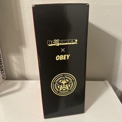 Shepard Fairey Obey x Bearbrick 400% 100% Make Art Not War 2023 Designercon EX