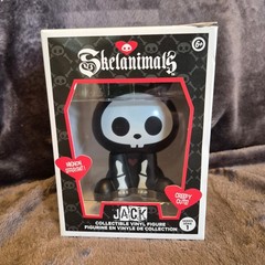 Skelanimals Diego The Bat Series 1 Hasbro Vinyl Figure NEW Box Damage see photos
