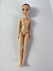 Liv Doll Toy Articulated Brown Hair Green Eyes Frosted Lips 2009 NO ACCESSORIES