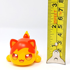 Aphmau MeeMeows 1.5″ t Fire Cat figure series 7 Elemental bonkers toy