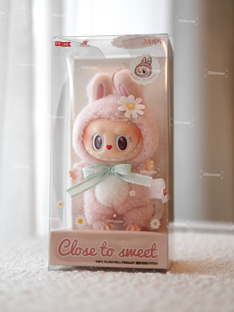 Popmart Labubu Mokoko Close To Sweet Pendant(PopLand Exclusive) [AUTHENTIC]