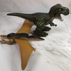 ZURU Robo Alive T-Rex Walking Robotic Dinosaur 12″ Sound & Dragon-I Pterodactyl