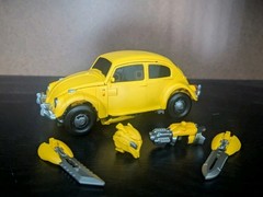 Transformers Oversized Studio Series Bumblebee