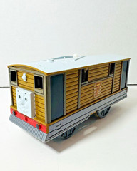 Thomas & Friends Trackmaster TOBY Battery Powered Motorized Engine HIT Toys 2006