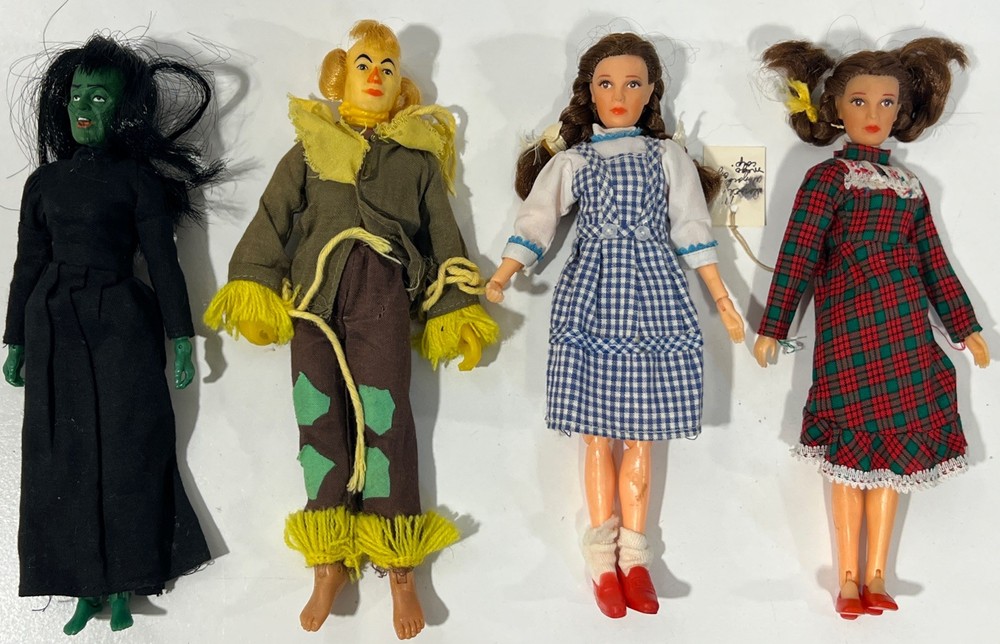 Vintage 1970s Mego Wizard Of Oz Action Figure Dolls Dorothy Witch Scarecrow Lot