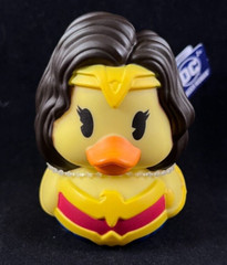DC – Wonder Woman – Rubber Duck – Approx 3″ High – Warner Brothers