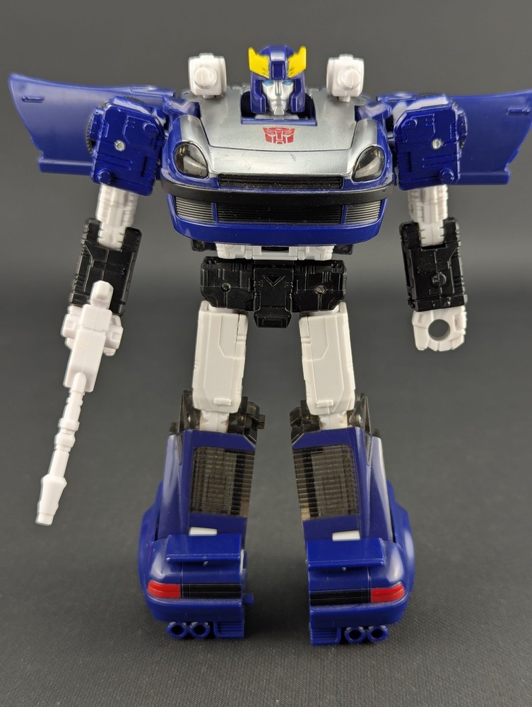 Transformers Legacy Silverstreak complete Hasbro Target Buzzworthy Bumblebee