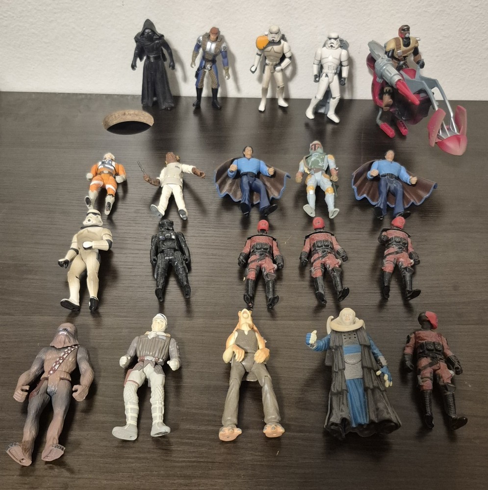 Lot Of Star Wars Figures