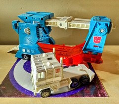 TRANSFORMERS G1 GENERATION ONE ULTRA MAGNUS 1986