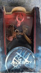 Battle Damaged Hellboy 18”Tower Records Mezco Horned Very Rare Box In Bad Shape