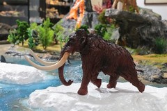 Earth Story Mammonteus Primigenius Model Elephant Animal Figure Xmas Gift