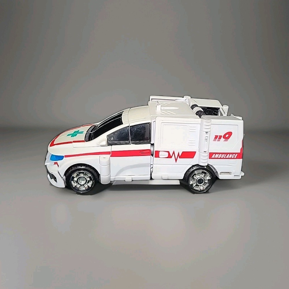 Hello Carbot Dandy Ambulance X Action Figure Transformation Robot Vehicle Toy