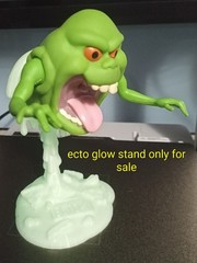 SLIMER “GREEN GHOST ” REAL GHOSTBUSTERS ecto glow. glow in the dark SLIME STAND