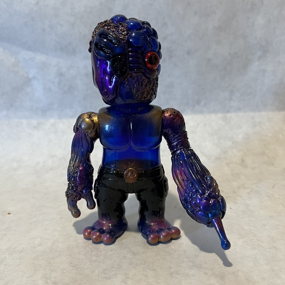 REAL HEAD FIGHTER CHAOS SOFUBI KAIJU 14cm