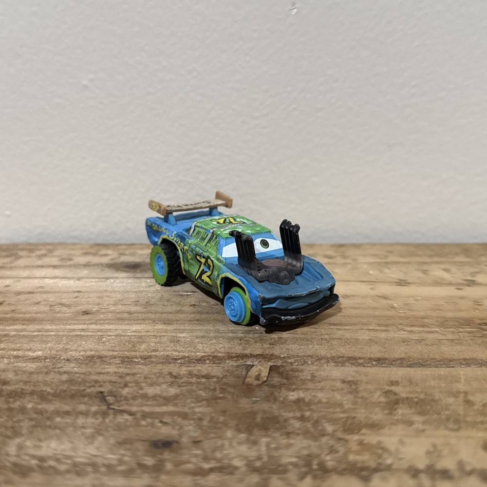 Disney Pixar Cars 3 Superfly #72 Demo Derby Missing 2 Rubber Tires Mattel