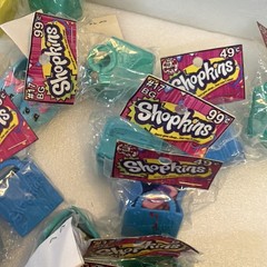 Shopkins Scoops Ice Cream Truck + Multiple Shopkin Figures And Accessories