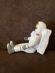 NASA Astronaut Plastic Vinyl Figure 4.25″ USA Space APIL 1998 – Vintage Preowned